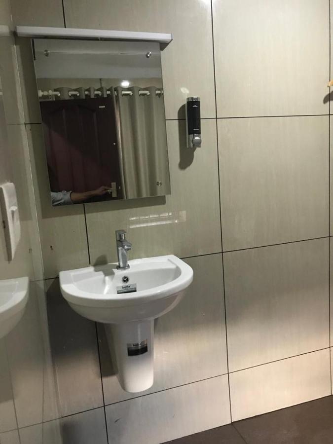 Empire Grande Suites Kochi Ngoại thất bức ảnh